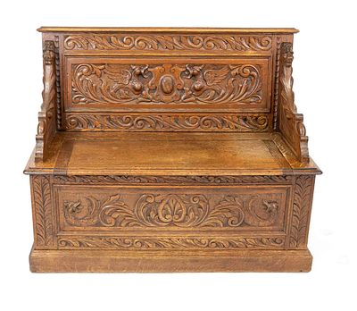 Chest bench, circa 1880, oak, period carving, 96 x 122 x 50 cm