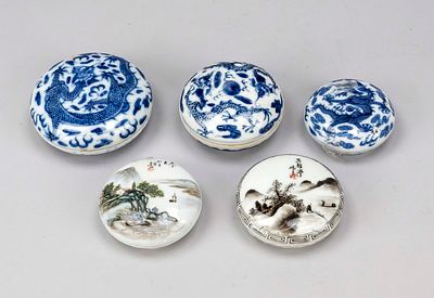Set of 5 lidded boxes for sealing paste, China 19th century (Qing) and Republican period. 3 