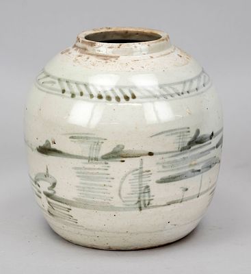 Storage pot, China, 19th century (Qing), cobalt blue decoration around the rim, H. 16 cm