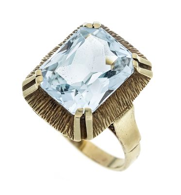 Aquamarine ring GG 585/000 with one aquamarine, faceted in a scissor cut, 13 x 11 x 7.2 mm 