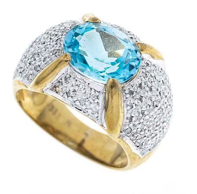 Blue topaz and diamond ring GG 333/000 with an oval-faceted blue topaz 11 x 9 mm and 84 