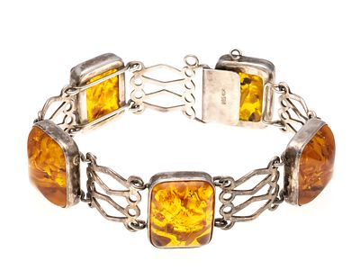 Fischland amber bracelet in 835/000 silver with 5 cushion-shaped amber cabochons, W. 20 mm 