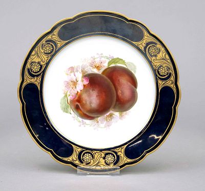 Art Nouveau fruit plate, KPM Berlin, mark 1870–1945, first-grade, red imperial apple mark 