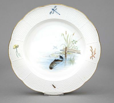 Fish plate, Meissen, Knaufschwerter 1850–1924, First Choice, Ozier form, polychrome painting 