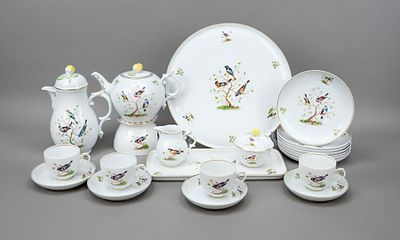 Large coffee and tea service for 17 people, 64-piece set, F&uuml;rstenberg, 20th century, polychrome 