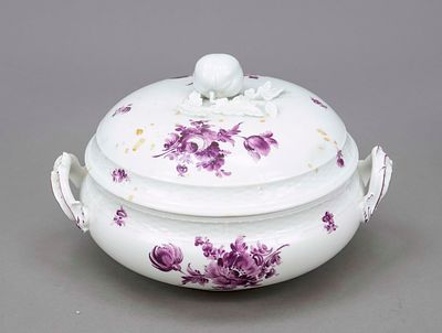 Round lidded tureen, Nymphenburg, mark from 1910, Ozier form, floral camaieu painting in purple 