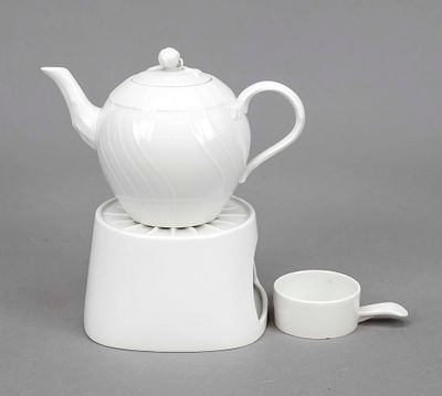 Small teapot, KPM Berlin, 20th century, second-grade, Neuozier design, white, height 11 cm 