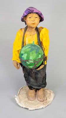 Chinese child, 20th century, polychrome papier-m&acirc;ch&eacute;. Worn and slightly bumped, H. 110 cm