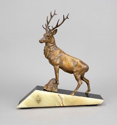 Unknown sculptor, ca. 1920. Deer. Patinated cast metal, on a two-tone stone base, unsigned, H. 42 cm