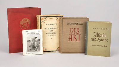 5 books on nudism, first half of the 20th century: 1 x “Die Aufkl&auml;rung, 1930 edition,” Stratz 
