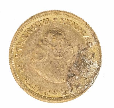 Gold coin 1 Rand, South Africa 1972, slightly spotted. Diameter approx. 19 mm, weight approx. 4 g,