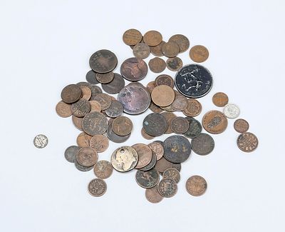 Large assortment consisting mainly of copper coins, primarily from Germany, but also 