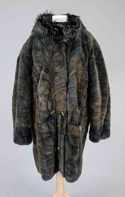 Vintage short coat, blue-brown iridescent sheared mink with texture, collar with fox trim 
