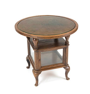 Tea table, circa 1930, oak, round glass-topped tabletop, square, faceted on all sides 