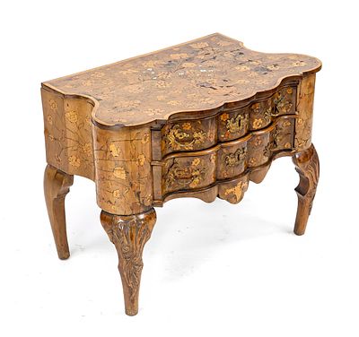 Dutch console table, 18th century, walnut with floral inlay on all sides, frame with two 