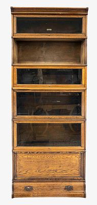 English display/bookcase circa 1920, oak, stackable elements, one of which without a glass door 