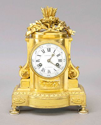 Bronze pendulum clock, gilded, France - 2nd half of the 19th century, marked “Le Paute - a` 