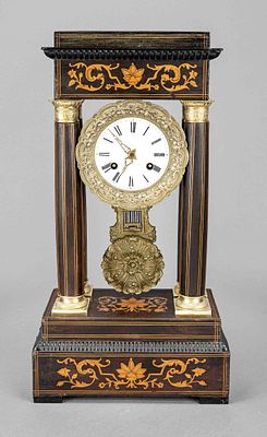 Portal clock, 2nd half of the 19th century, in polished walnut with linden wood inlays, columns 