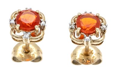 Fire opal stud earrings GG/WG 375/000 with 2 round-faceted fire opals 4.9 mm and 4 