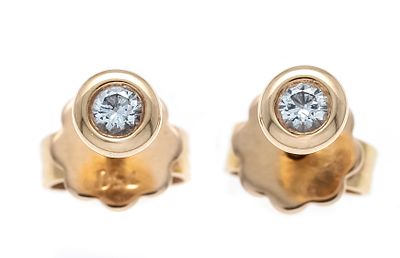 Brilliant-cut stud earrings RG 750/000 with 2 brilliant-cut diamonds, total 0.10 ct, tinted 
