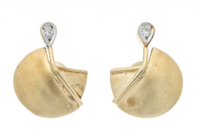 Diamond stud earrings GG/WG 585/000 partially matte finish, with 2 brilliant-cut diamonds 