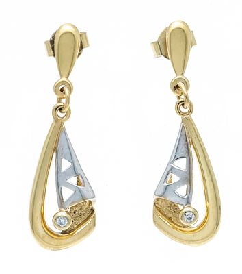 Two-tone stud earrings GG/WG 375/000 with 2 brilliant-cut diamonds, total 0.02 ct W/SI, L. 32 