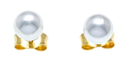 Akoya pearl stud earrings GG 333/000 with 2 cream-white Akoya pearls 5 mm, 0.8 g