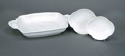 Three bowls, Meissen, late 20th century, 1st choice, new version of the famous Swan Service 