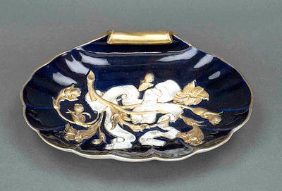 Ceremonial bowl, Meissen, Knaufschwerter 1850–1924, first-grade, shell shape, relief decoration 