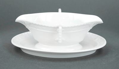 Sauciere, KPM Berlin, 1962–92, second-grade, Kurland form, design for the last Duke of Courland 