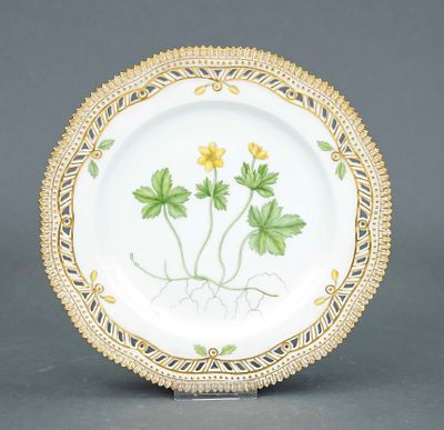 Plate, Royal Copenhagen, Denmark, 2nd half of the 20th century, from the Flora Danica service 