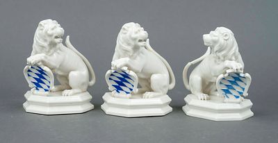3 lions, Nymphenburg, mark 1925 to -75, seated lion with Bavarian coat of arms, white 