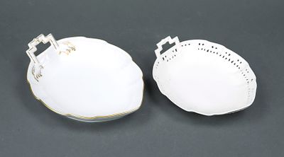 2 leaf bowls, KPM Berlin, Kurland form, mark 1962 to -92, 1 bowl 2nd quality, openwork rim 