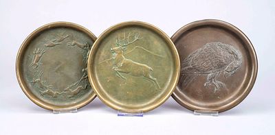 3 wall plates with hunting motifs, mid-20th century, bronze. 1 signed “HM” for Heinrich 
