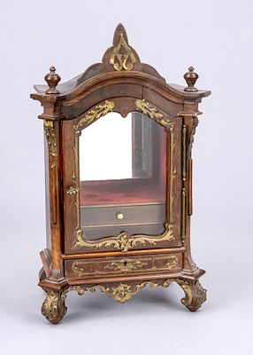 Small tabletop display case for jewelry, 2nd half of the 20th century, wood with brass fittings 