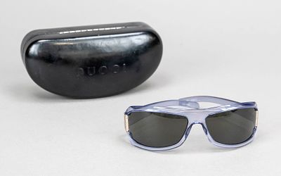 Gucci, sunglasses, pale purple transparent plastic frame, temples with subtle logo lettering on 