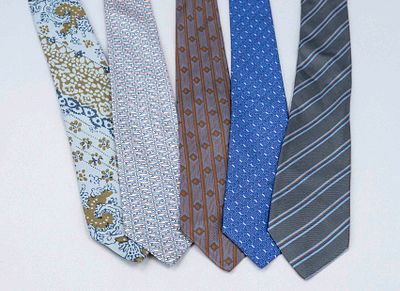 Herm&egrave;s/Christian Dior, five polychrome patterned men’s ties made of pure silk, 2 from Herm&egrave;s, 3 