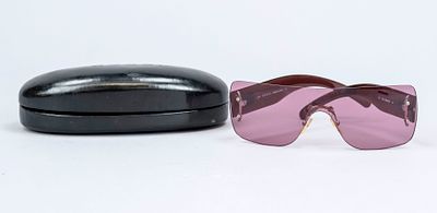 Gucci, sunglasses, rimless frame with wide plastic temples in aubergine, violet-tinted 