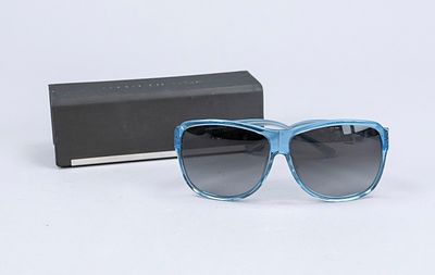 Strenesse, sunglasses, transparent plastic frame in blue with matte temples, gray-tinted lenses 