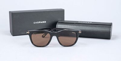 Chopard, sunglasses, black plastic frame, brown-tinted lenses, temples with small side logo 
