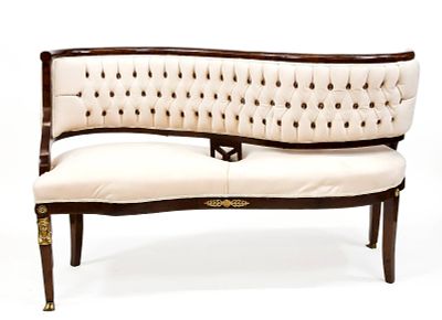 T&ecirc;te-&agrave;-t&ecirc;te bench or whispering sofa, 20th century, walnut veneer, brass accents, 110 x 185 x 