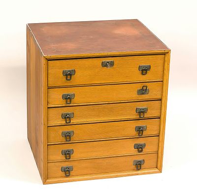 Large cutlery tray, first half of the 20th century, oak. 5 drawers with metal handles 