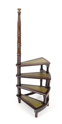 English library ladder, 20th century, beech stained mahogany, steps covered with green goatskin 