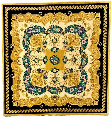 Rug, China for Versace, very good condition, cleaned, 200 cm x 200 cm