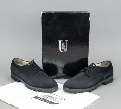 Unützer, low shoes for lacing, black suede and other materials, rounded toe, heel height 