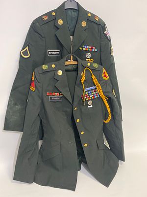 2x Original US Army Women's Uniforms – Set of Jacket & Skirt – "Class A Greens". USA: 2x US Army 