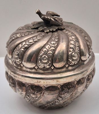 כלי כסף חתום כסף 800. משקל 170 גרם 
כסף 0.800