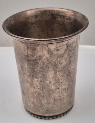 כוס קידוש עם הקדשה כסף חתום. משקל 69 גרם