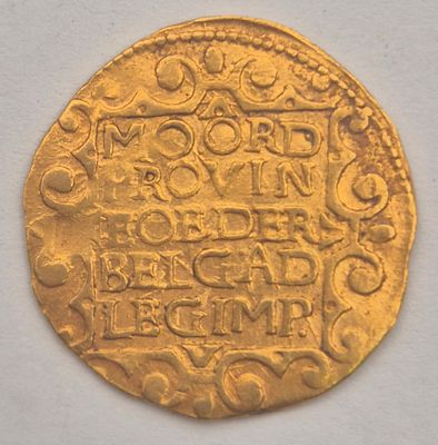 הולנד. מטבע זהב 986, 3.51 גר'. דוקט.
עמלה 10%