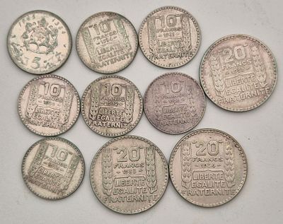 לוט מטבעות כסף . משקל 131 גרם 
כסף 0.640(מרוקו 0.720)